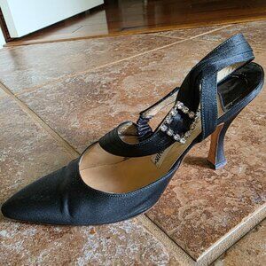 MANOLO BLAHNIK Black Satin Sling Back Shoes Eur. 36.5